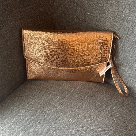 Elegant Rose Gold Clutch Bag - Picture 1 of 6